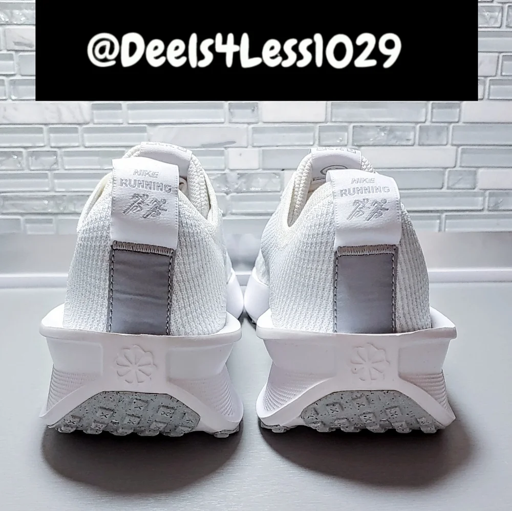 Nike Interact Run Womens Size 9.5 White Cool Grey